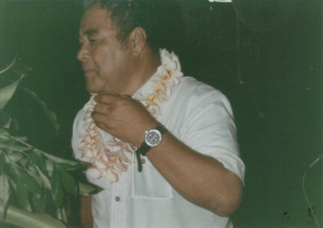 Cousin Manaia Filiaga at our Suapaia gathering in Am. Samoa...
Fasi>Mei>Manaia